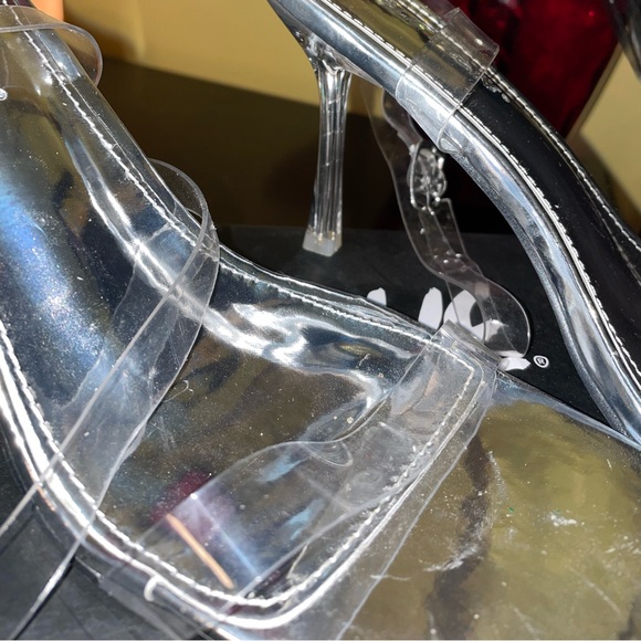 Clear Heels - Picture 2 of 8